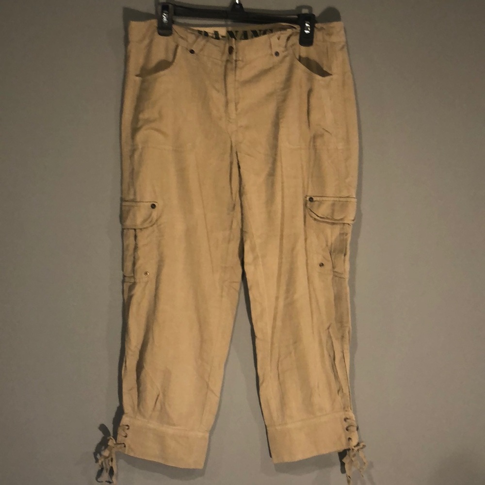 Rad Danang Tan Capris for Women